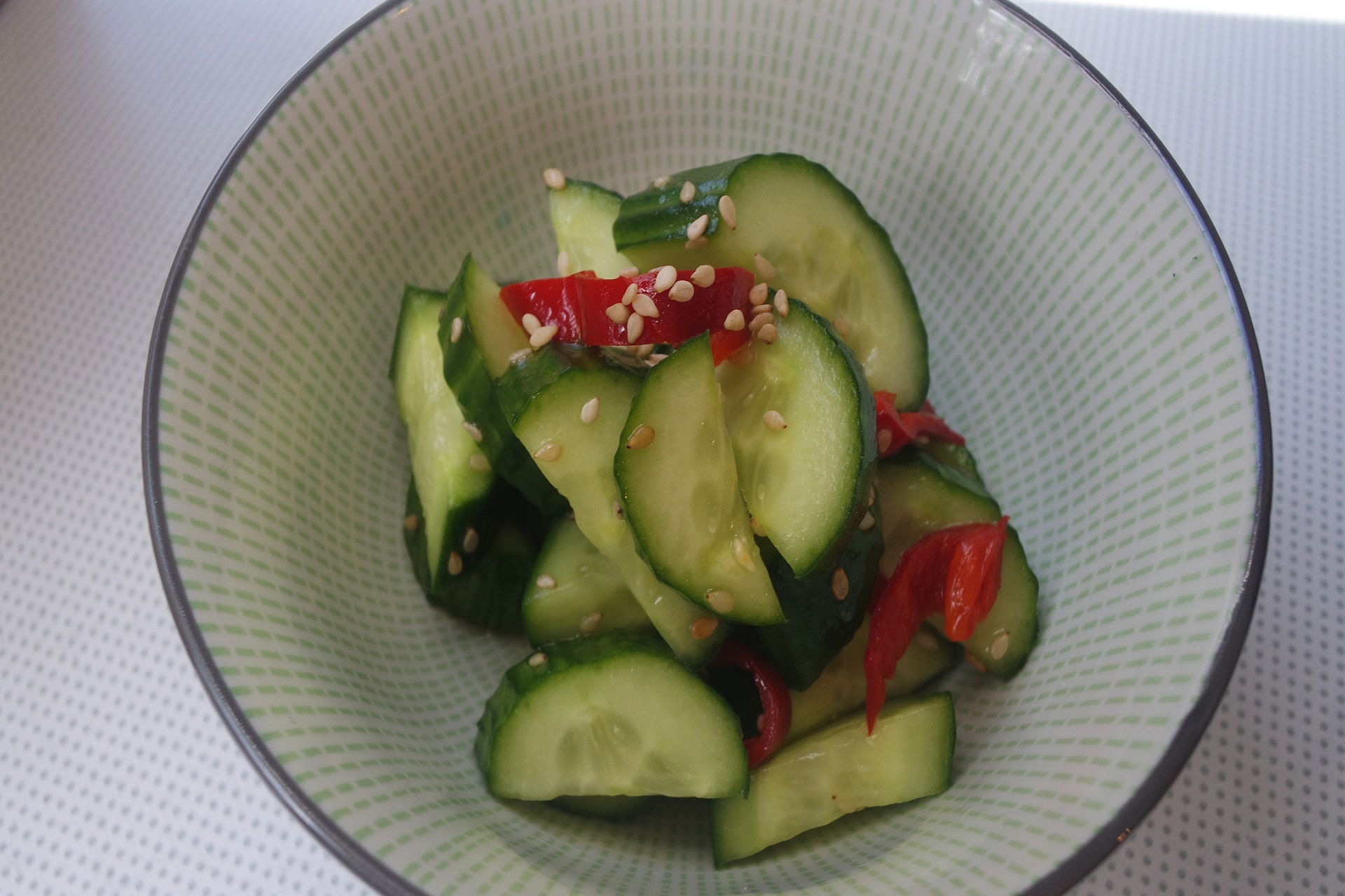 Ensalada-de-pepino-asaduke