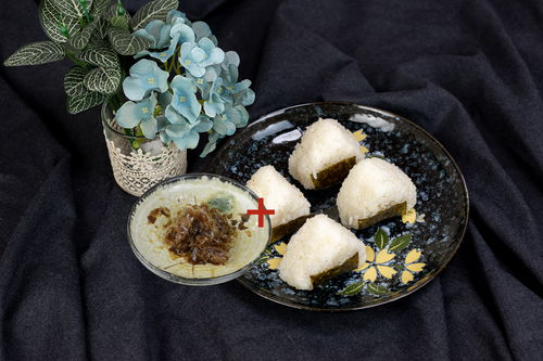 Onigiri con Katsuobushi