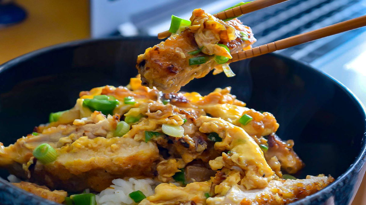 Eat Katsudon