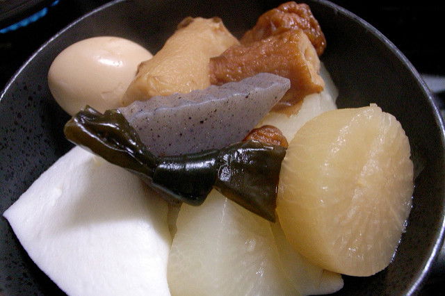 Oden con Daikon